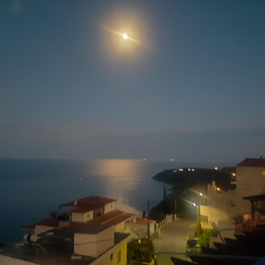Αquaview Apartment Gythio Luaran gambar